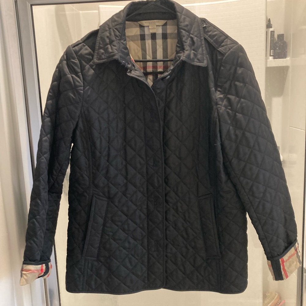 Burberry Black Quilted Coat with Signature Check Lining